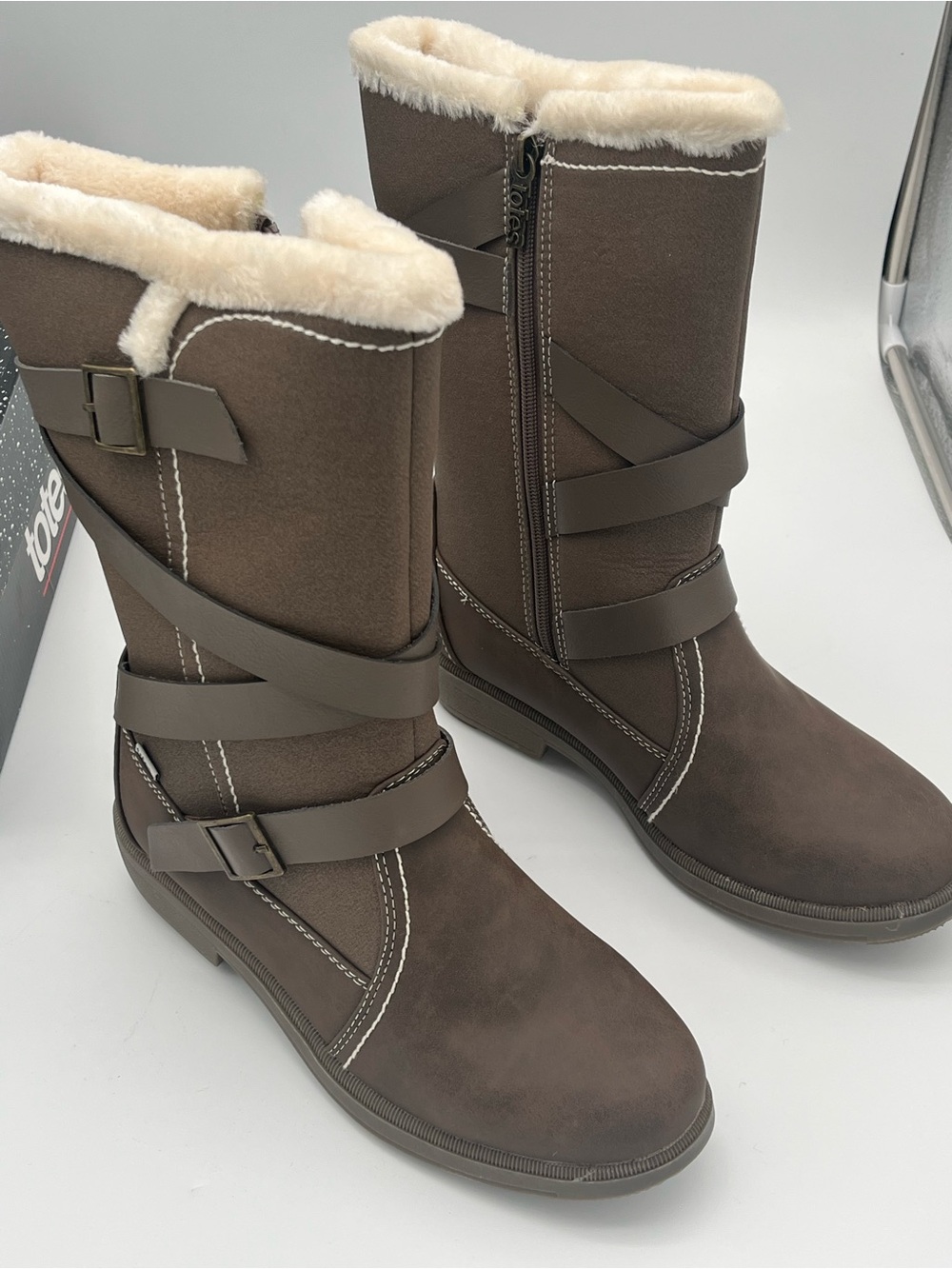Totes NEW Brown Faux-Shearling Mid-Calf Winter Boots size 9
